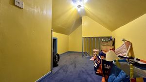 Photo 16- click for photo gallery